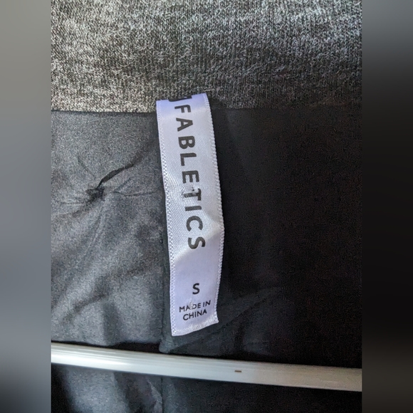 Fabletics Jacket size Small, Gray and Black - Picture 3 of 12